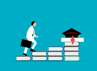 Comment Bien Choisir Son Master Après Une Licence ? Guide 2025